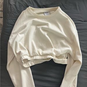 WHITNEY SIMMONS GYMSHARK SWEATER CROPPED